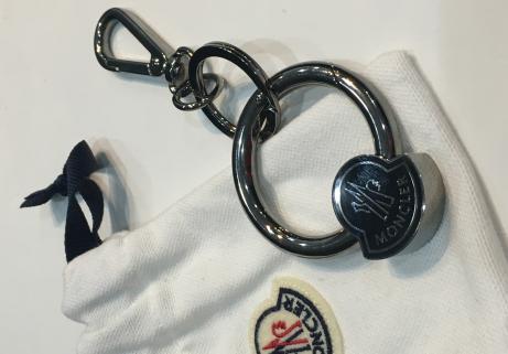 Porte clé Moncler 2