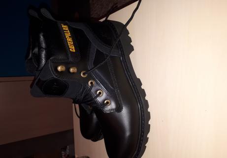 Bottines Caterpillar neuve 2