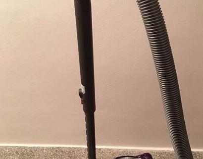 Aspirateur Dyson 1