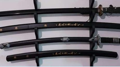 4 katana 1