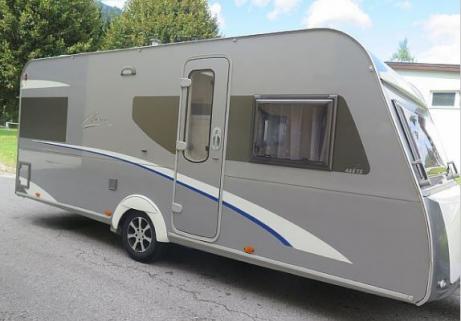 Caravane burstner averso 465 TS 1