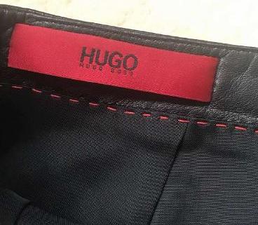 Jupe en cuir de Hugo Boss 3