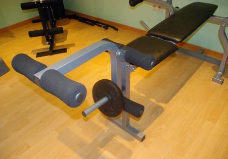 Banc de musculation Nordic Fitness NB-820 + accessoires 3