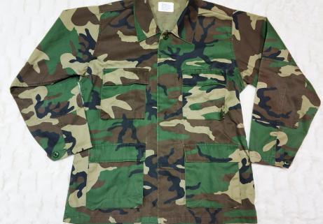 Lot de vêtements militaire taille M 2