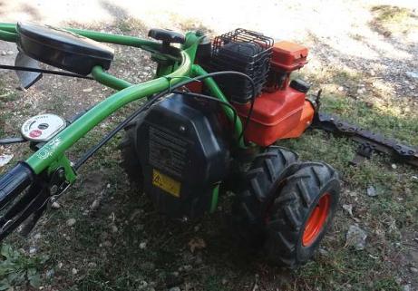 Faucheuse Agria 5300 avec moteur Briggs & Stratton 3