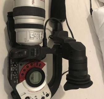 3 caméscopes professionnels Canon XL-1S MiniDV 5