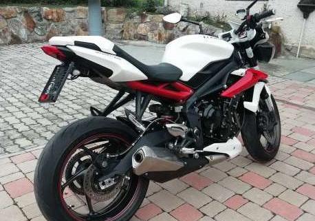 Triumph Street Triple 675cc 4