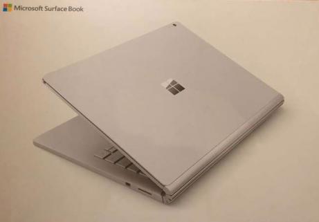 Microsoft Surface Book i7, SSD de 256 Go, 8 Go de RAM, NOUVEAU 1