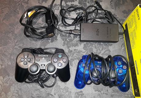 Playstation 2 Slim 4