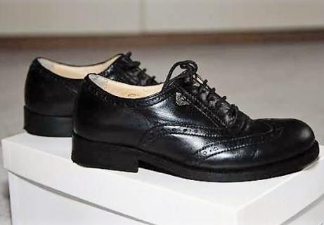 Armani Junior (chaussure de mariage) taille. 29 2
