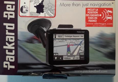 GPS Garmin  Compasseo 400 1