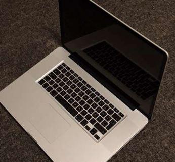 MacBook Pro 17' 4