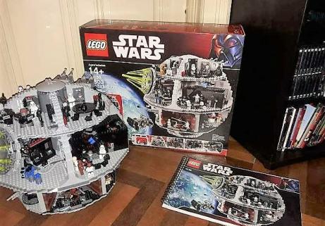 LEGO Star Wars 10188 pas cher, L'Étoile de la Mort