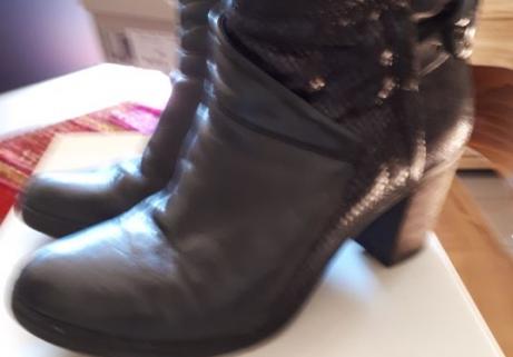 Bottines noires MJus pointure 39 1