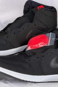 Nike Jordan 1 PSG taille 46